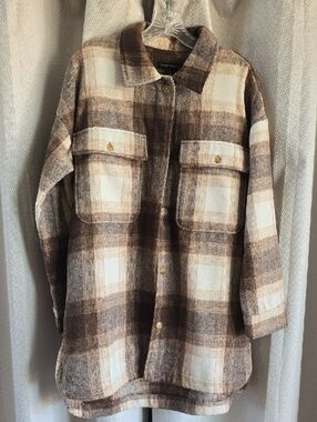 Banana Republic Brown and Cream Plaid Shirt Jacket Size M